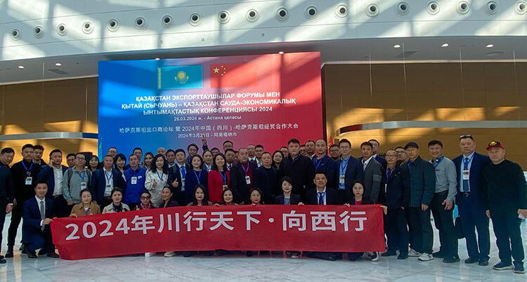Sichuan Chengdu Guanghongli Auto Service Team