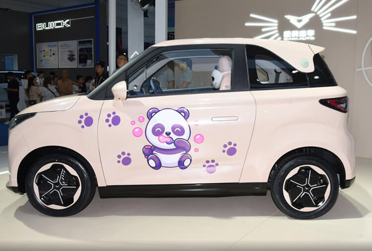 pink color of  COWIN i-EA 01 kaiyi shiyue ten moons mini EV