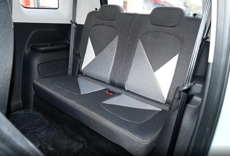 COWIN i-EA 01 kaiyi shiyue ten moons mini EV back row