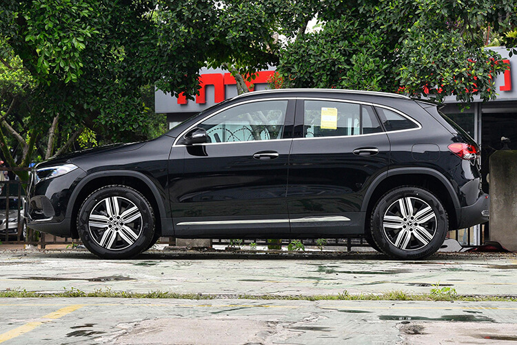 Benz EQA260