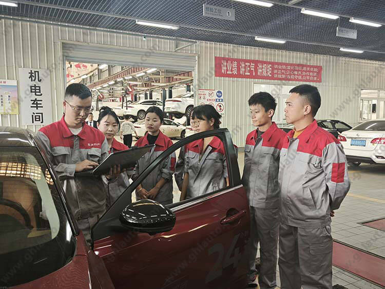 Auto Parts that need programming‌ training