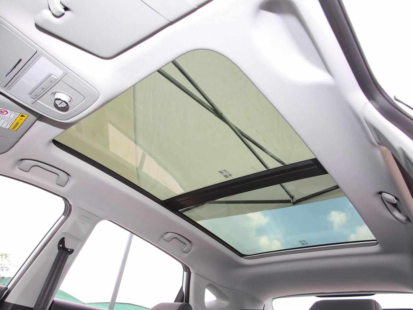 Mg ZS SUV White