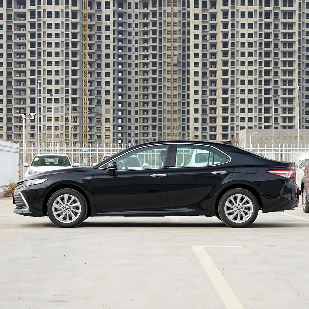 Hot Selling fast shipping TOYOTA Camery Sedan Petrol Red Color Car Made in China Vehicles Wholesale