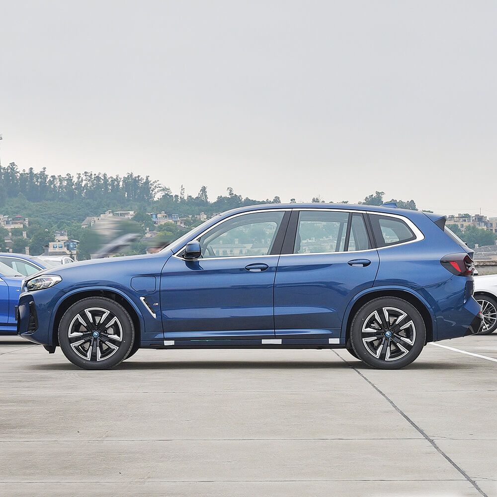 BMW iX3 SUV Electric Car 2024 China Factory Price iX3 Pro Suv Electric Car With Long Range Ev
