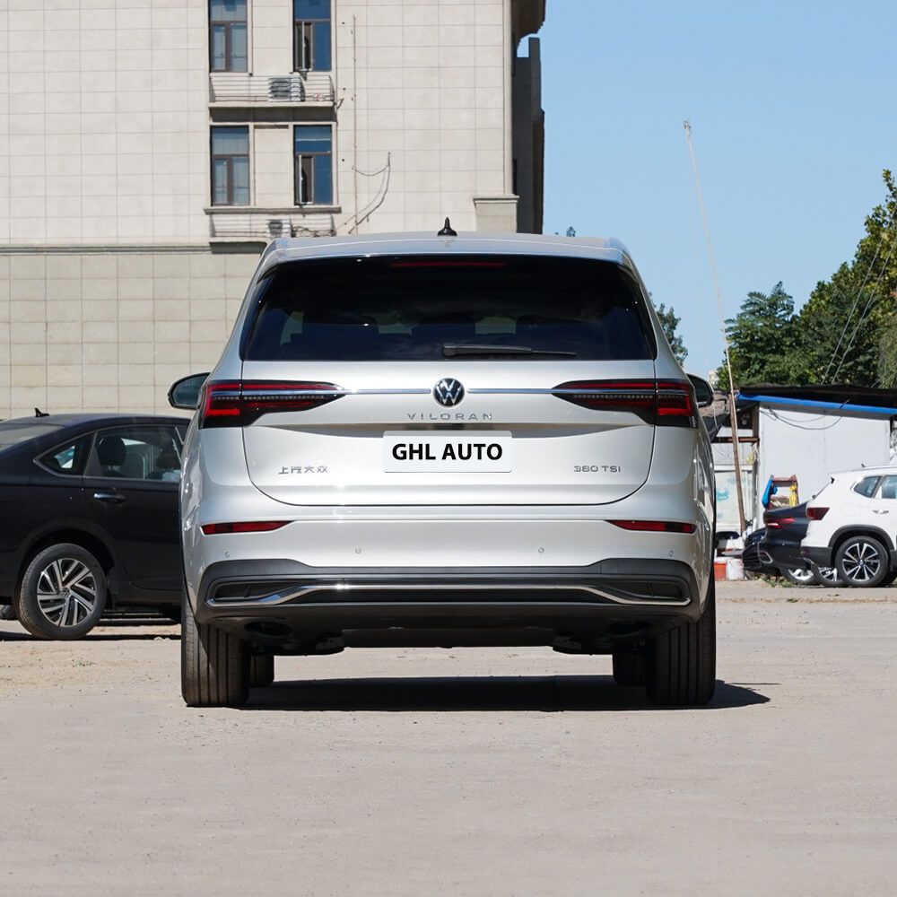 VW Viloran 380TSI MPV