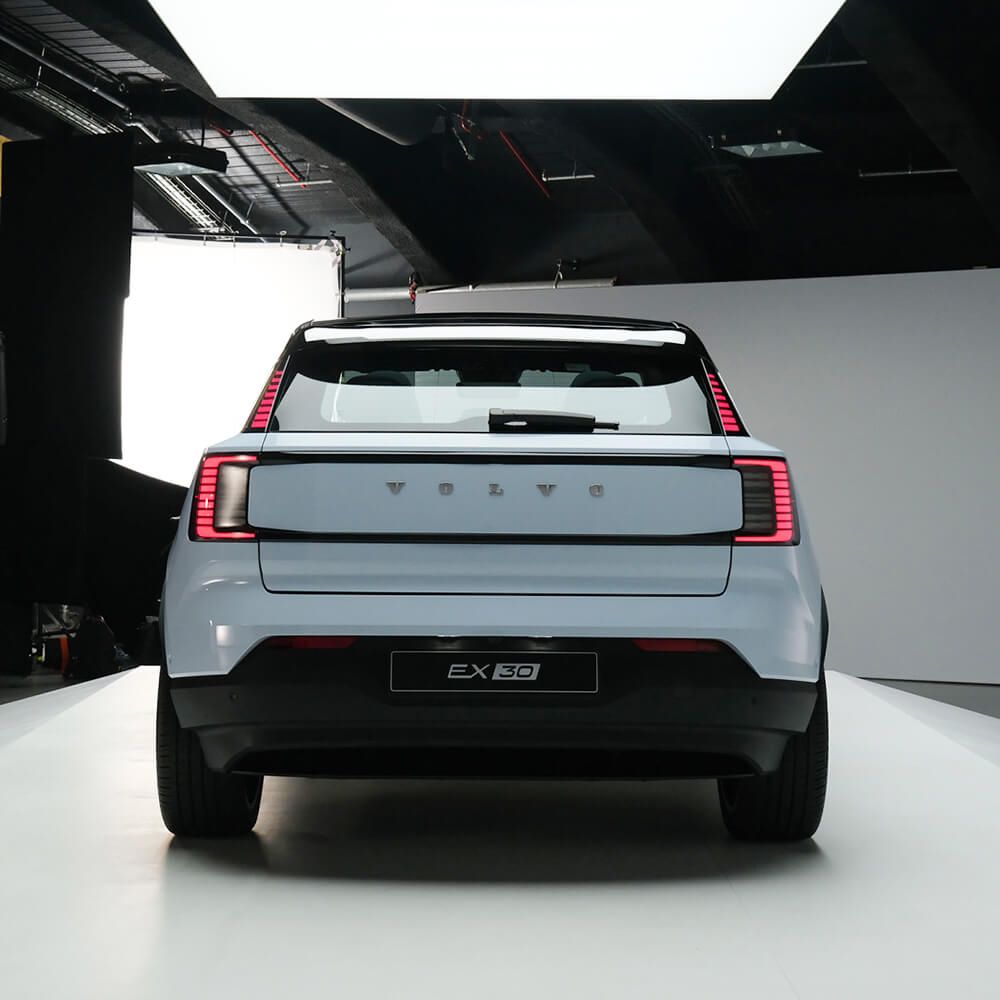 Volvo EX30 5-door 5-seater Small SUV speed 180km/h range 480km Pure electric 156 horsepower