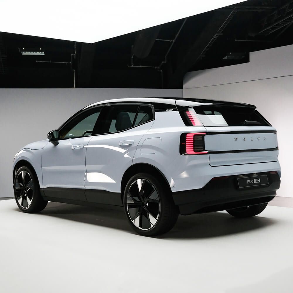 Volvo EX30 5-door 5-seater Small SUV speed 180km/h range 480km Pure electric 156 horsepower