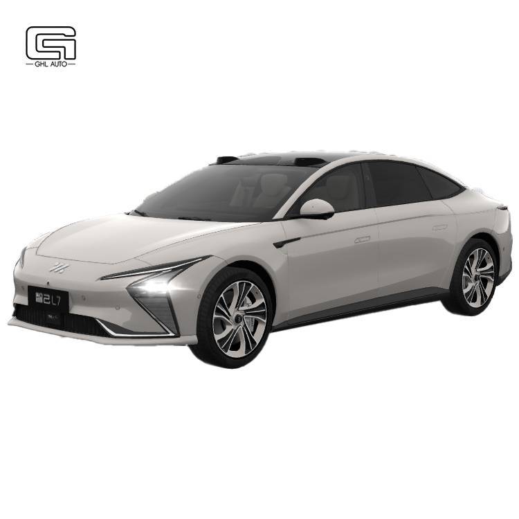 IM L7 China EV SAIC Alibaba Jointed Venture Brand Vehicle