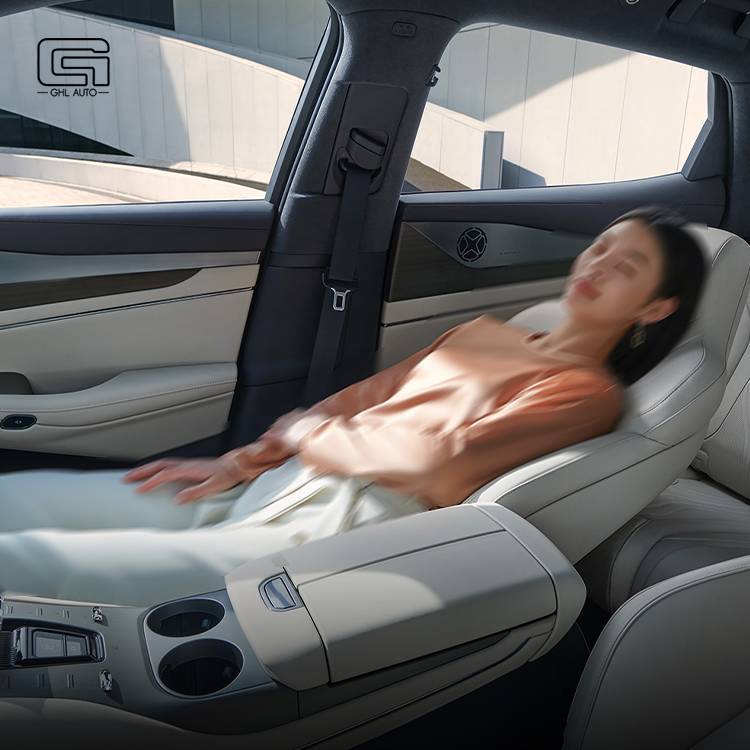 Denza N7 SUV High Performance China Germany Electric Vehicle BYD and Mercedes Benz