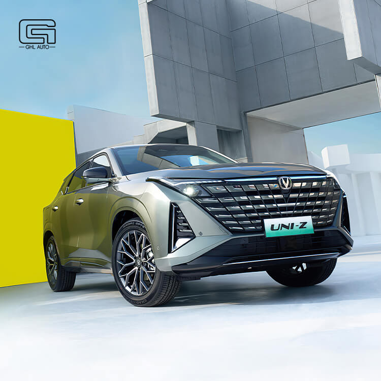 China Auto Maker Changan UNI-Z PHEV 2024 2025 Blue Whale iDD 125KM Excellence Plug-in Hybrid EV